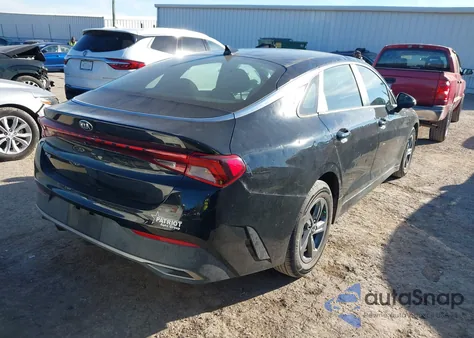 2021 Kia K5 Lx z USA, uszkodzony, nr VIN 5XXG24J23MG011501